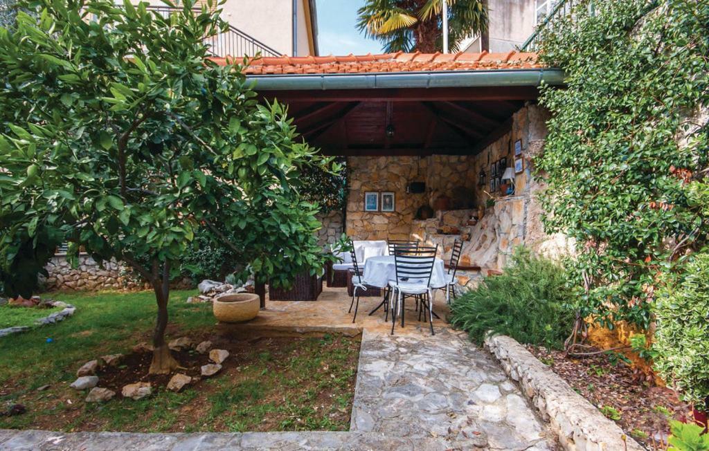 שיבניק Apartman Zita מראה חיצוני תמונה