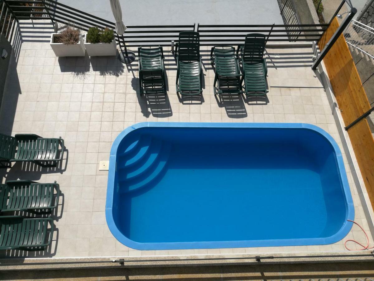 שיבניק Apartman Zita מראה חיצוני תמונה